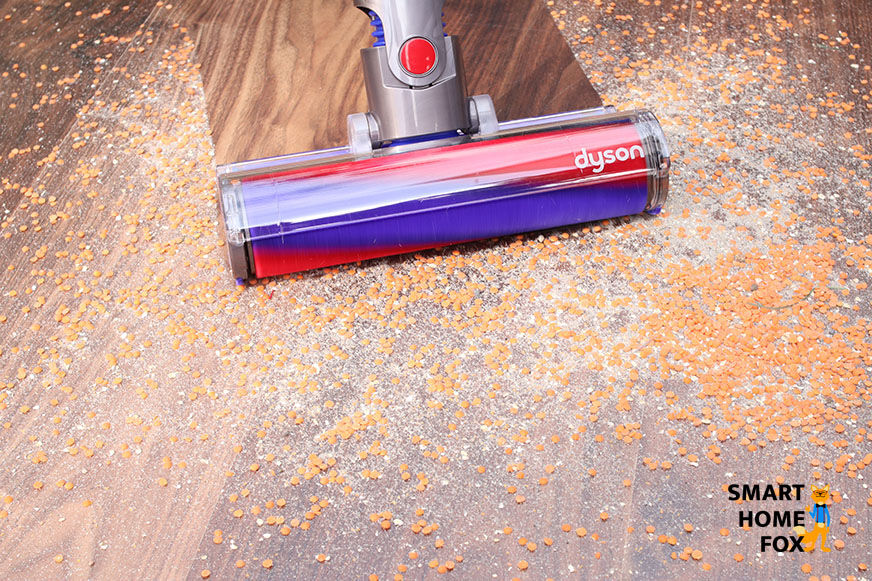 Fluffy attachment of the Dyson v11